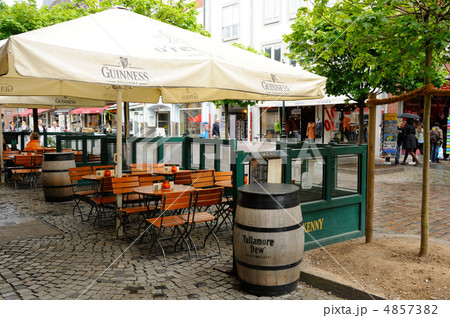 ドイツ　デュッセルドルフ　旧市街 4857382