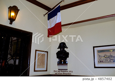 ドイツ　老舗レストラン 4857402