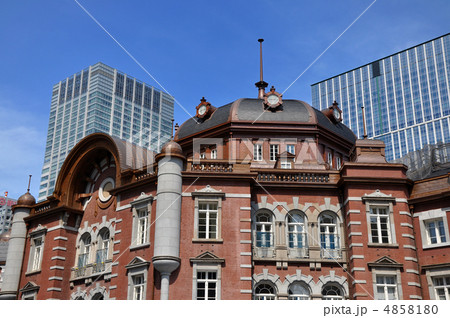 復元工事中の東京駅 4858180