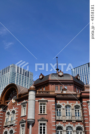復元工事中の東京駅 復元工事中の東京駅 4858181