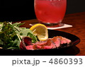 ローストビーフとドリンク 4860393