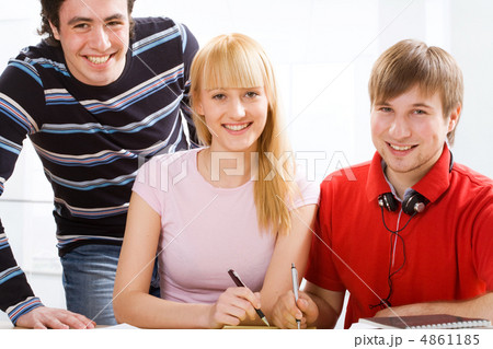 group of students 4861185