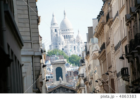 Basilique of Sacre Coeur Basilique of Sacre Coeur 4863383