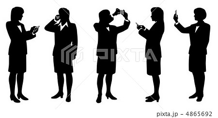 スマートフォンを使っている女性のシルエットイラストのイラスト素材
