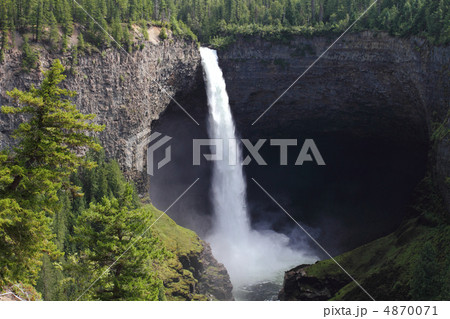 Helmcken Falls 4870071