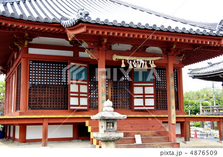 総持寺 薬師堂 総持寺 薬師堂 4876509
