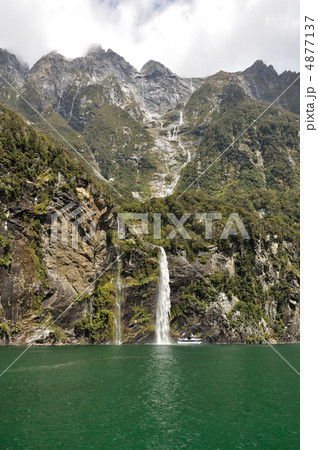 世界遺産 ミルフォードサウンド 世界遺産 ミルフォードサウンド 4877137