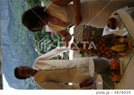 ジューンブライド　フランス人カップル　ウエディング　結婚式 4878039