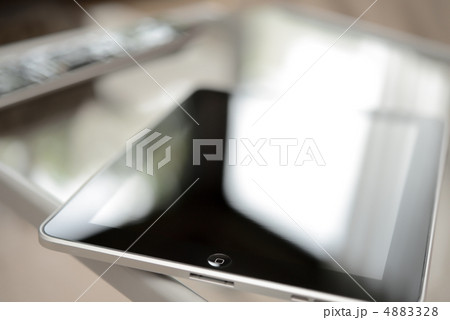 タブレット機器 4883328