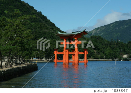 嚴島神社の鳥居 嚴島神社の鳥居 4883347