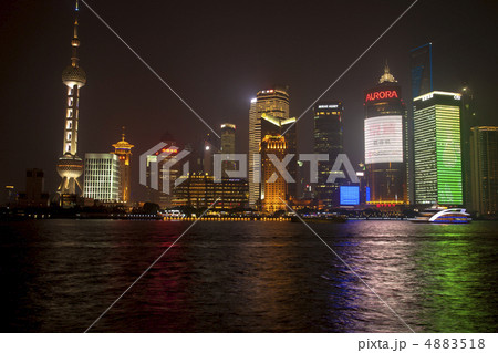 上海 バンドより浦東地区夜景 上海 バンドより浦東地区夜景 4883518