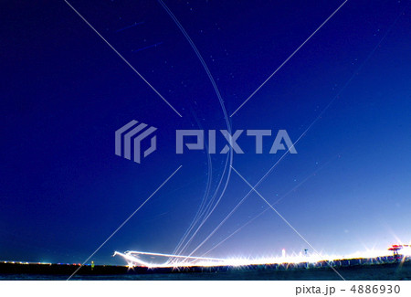 Global Sky Lines Global Sky Lines 4886930