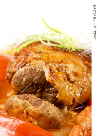 knuckle of veal 4891234