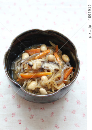 切干大根の煮物 切干大根の煮物 4895919