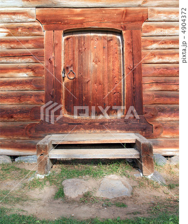 door in old wooden house 4904372