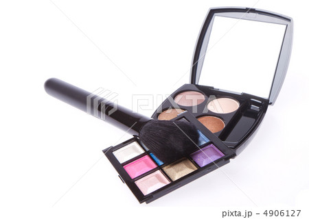 compact eyeshadows compact eyeshadows 4906127