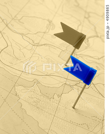 Flag a pin on old map 4909865