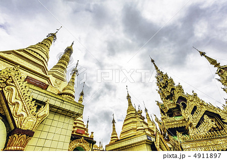 スーレー・パゴダ　ミャンマー　ヤンゴン 4911897