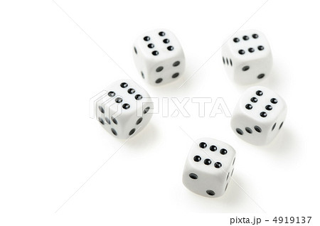 isolated dices 4919137