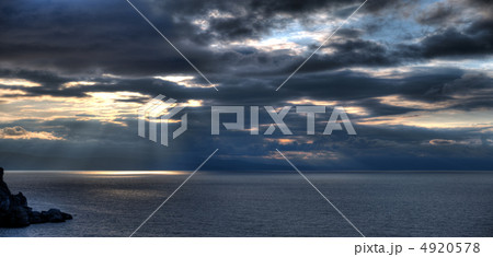 The night coastline and mountains 4920578
