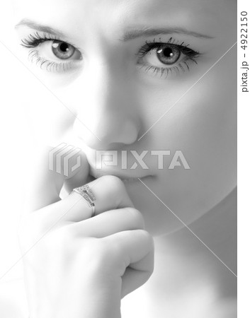 young woman portrait 4922150