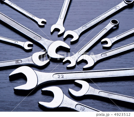 Wrenches blue tone Wrenches blue tone 4923512
