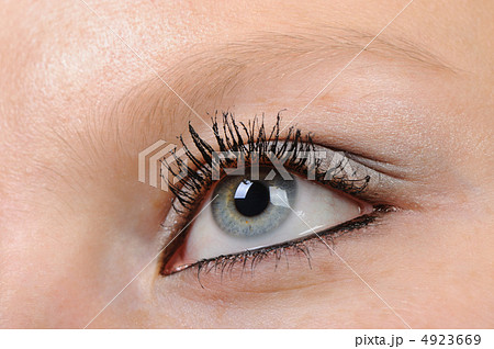 Female eye 4923669