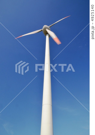 稲葉山牧場の風車 4925140