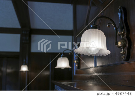 山手111番館のアンティーク照明 4937448