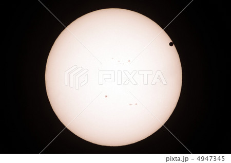 金星の太陽面通過-4 4947345