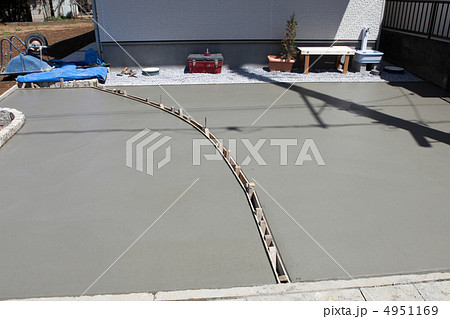 生乾きコンクリート 生乾きコンクリート 4951169