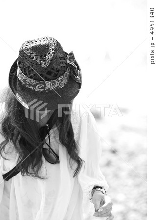 帽子を被った女性 4951340