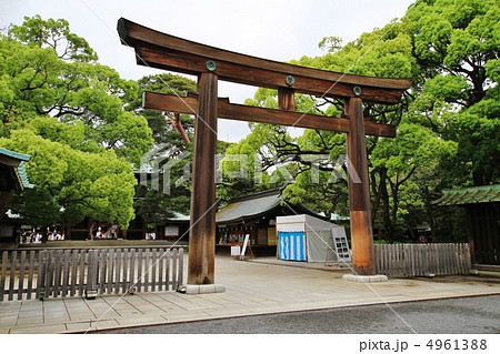 明治神宮の鳥居 4961388