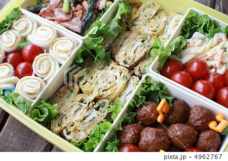 イベントで大人数用に沢山作った手作り弁当のおかず 4962767