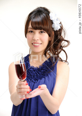 若い女性 若い女性 4964072