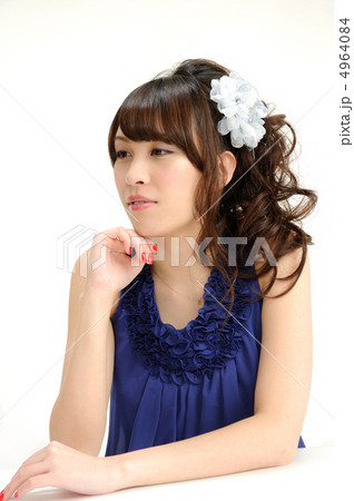 若い女性 4964084