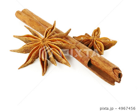 Cinnamon stick and anise stars 4967456