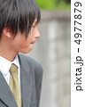 制服姿の男子高校生 4977879
