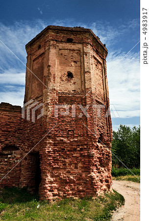 ruins of old castle 4983917