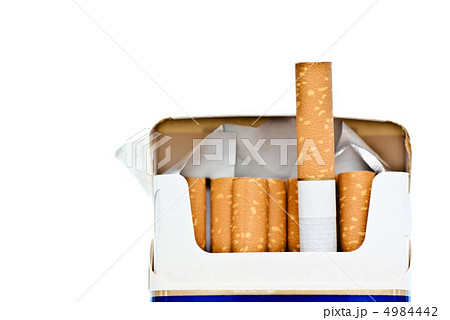 pack of cigarettes 4984442