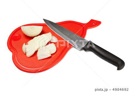 onion and knife on cutting board 4984692