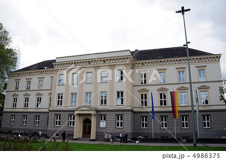 ドイツ　デュッセルドルフ商工会議所 4986375