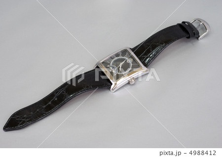 gold watch gold watch 4988412