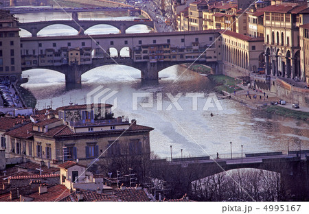 フィレンツェ　アルノ川 4995167
