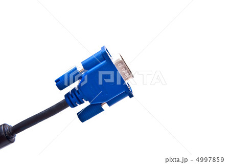 One VGA cable 4997859
