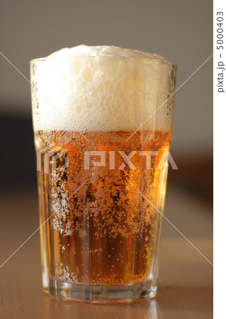 beer in the glass beer in the glass 5000403