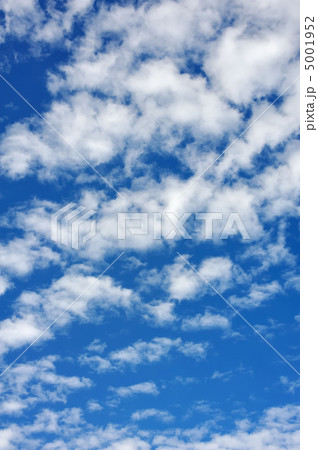 Cloudscape - only sky and clouds Cloudscape - only sky and clouds 5001952