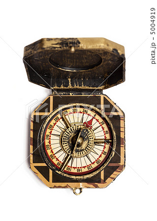 Old vintage compass isolated 5004919