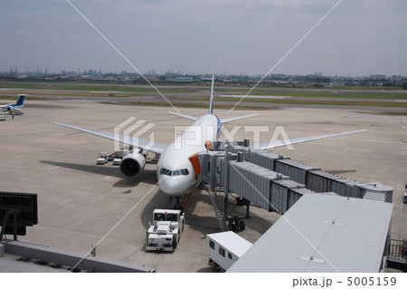 搭乗中の飛行機 5005159