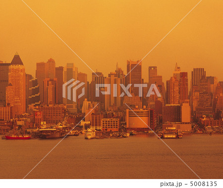 ビルの造形 5008135